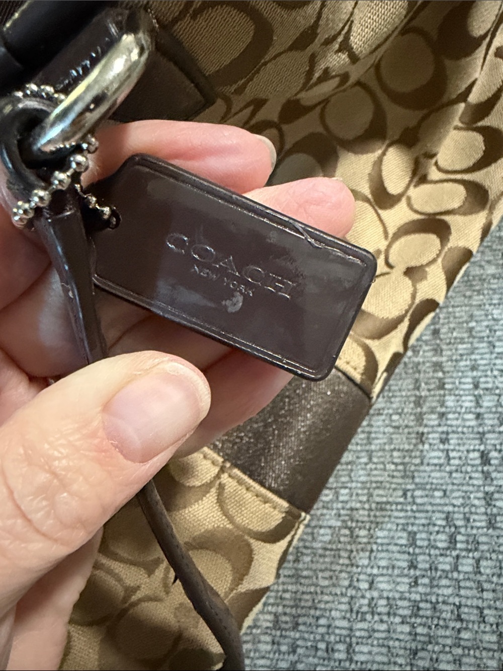 Coach Khaki and Brown Signature Tote - Picture 4 of 11